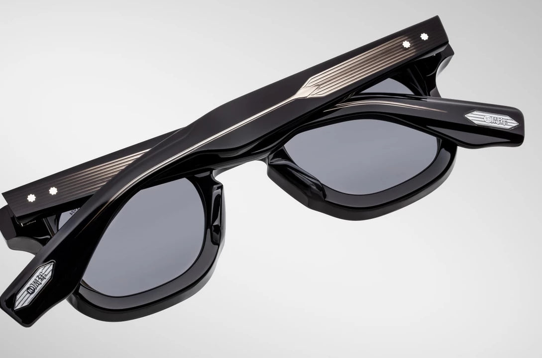 DECADE COLLECTION: DEVAUX