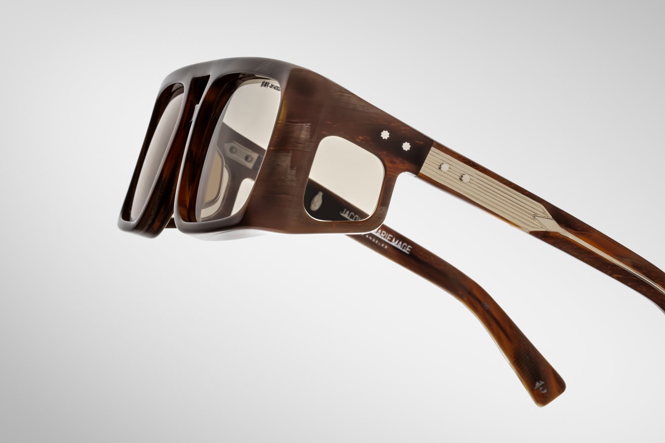 DECADE COLLECTION: WINDSOR