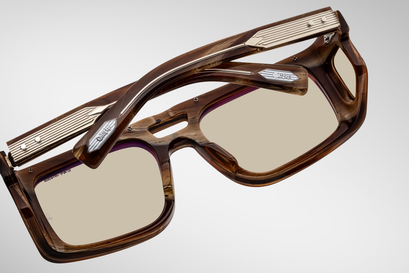 DECADE COLLECTION: WINDSOR