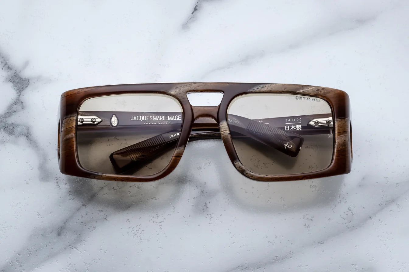 DECADE COLLECTION: WINDSOR