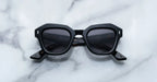 Noir 11 / Jet Gradient / Sterling