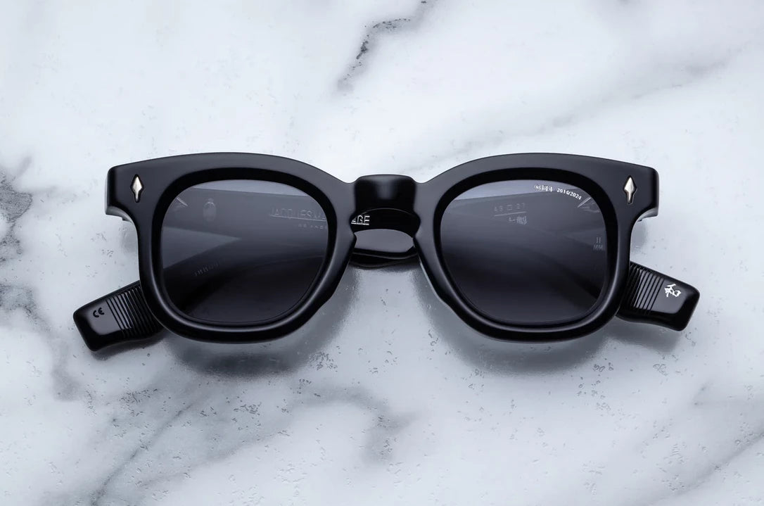 DECADE COLLECTION: DEVAUX