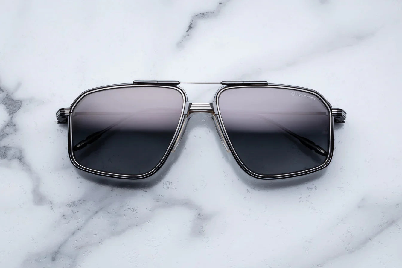 DECADE COLLECTION: JAGGER